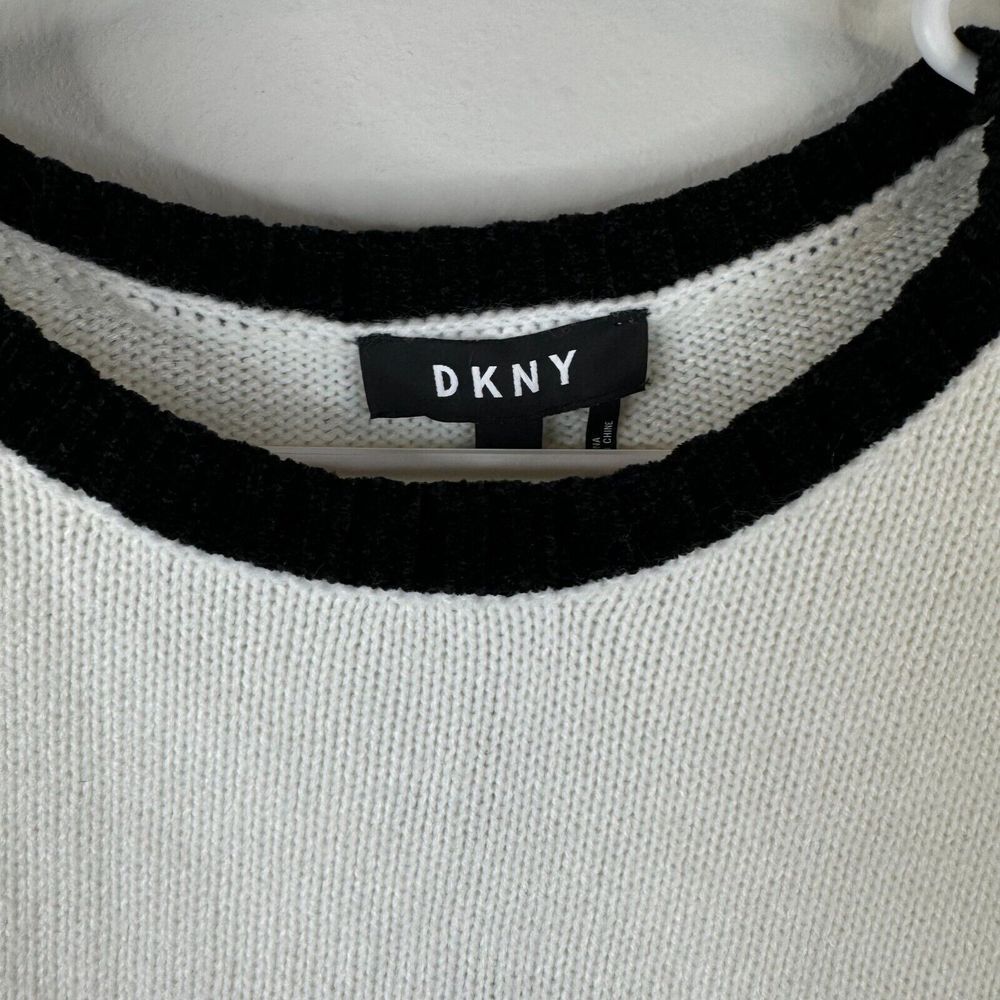 DKNY Sweater Womens Size XS Off White Black Fuzzy Textured Fall Winter NWT - Picture 3 of 8